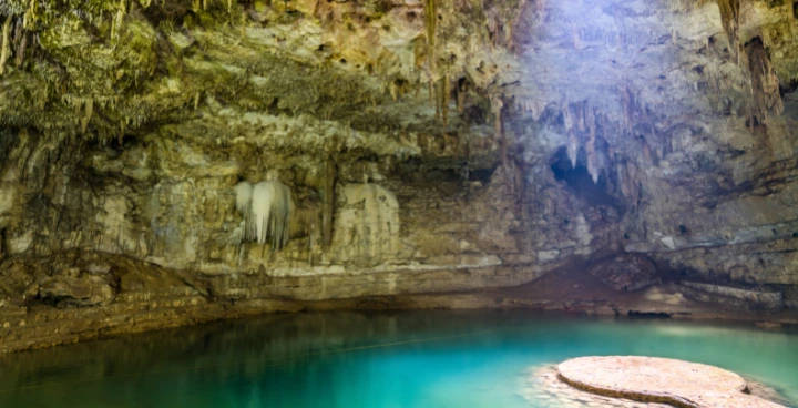 Cenote-Suytun